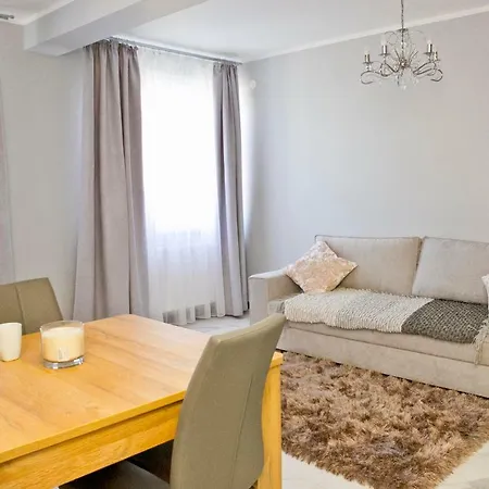 Elegant Center Pawlikowskiego 8 * Kraków