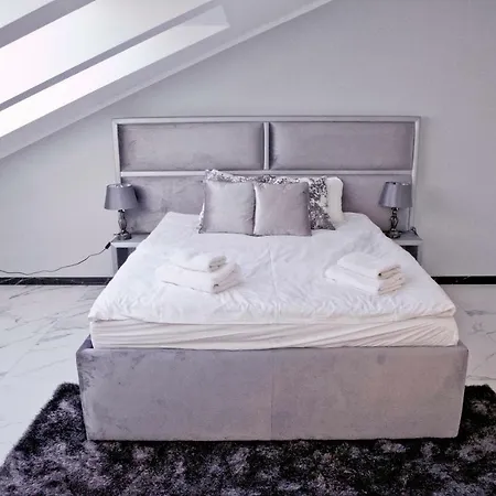 Elegant Center Pawlikowskiego 8 Lejlighed