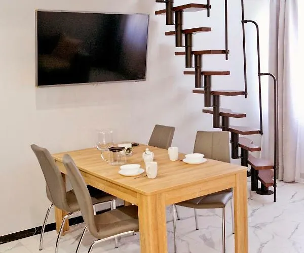 Elegant Center Pawlikowskiego 8 * Kraków