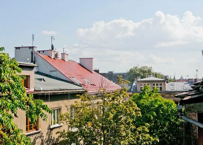 Elegant Center Pawlikowskiego 8 *